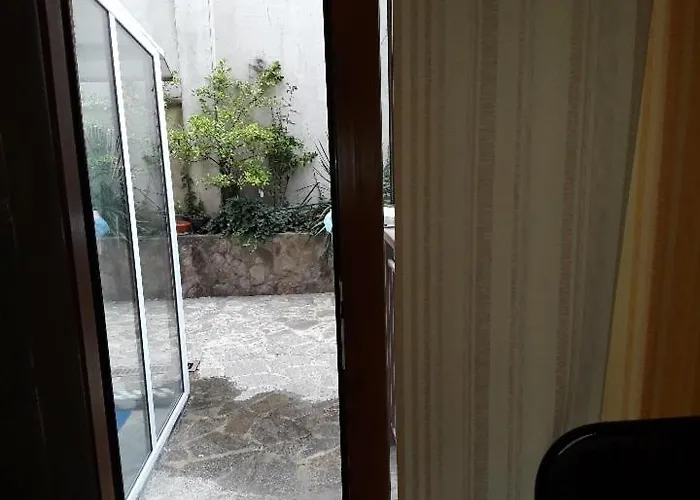 Cozy In The Hart Of The